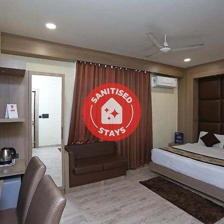 OYO 5663 GS Inn Chinhat Exterior foto