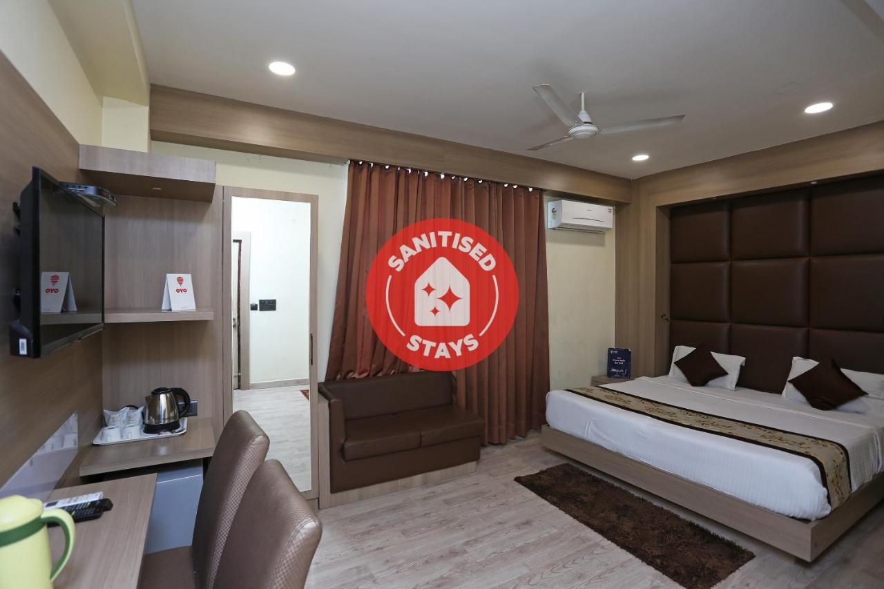 OYO 5663 GS Inn Chinhat Exterior foto