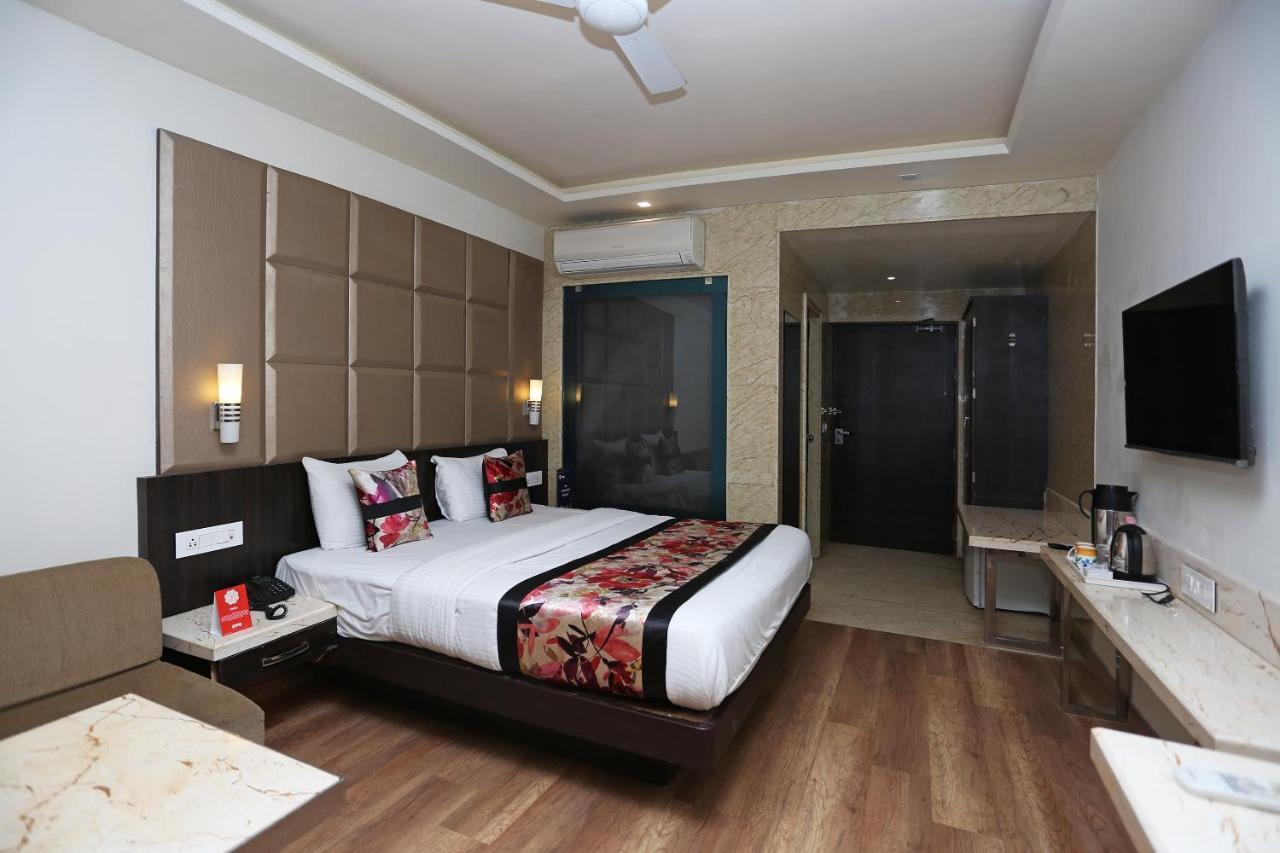 OYO 5663 GS Inn Chinhat Exterior foto